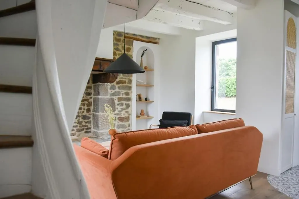 Maison Des 11 Ecluses-Vue Sur Le Canal D'Ille-Et-Rance Hede-Bazouges 0*,  France